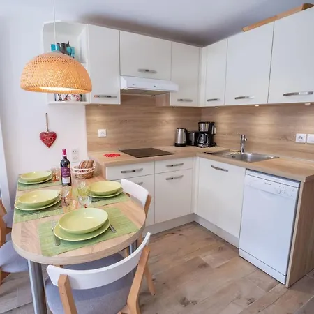 Apartman Chanrossa 17 *