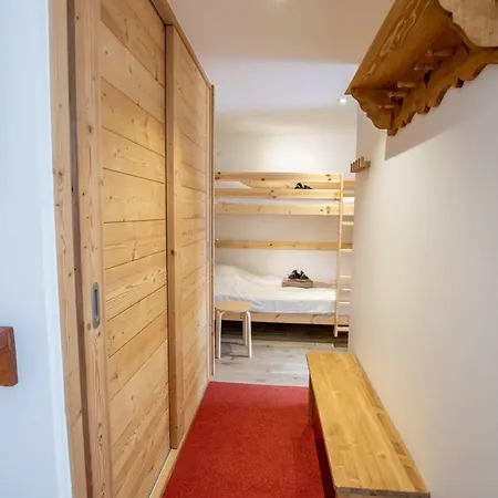 Chanrossa 17 Apartman *